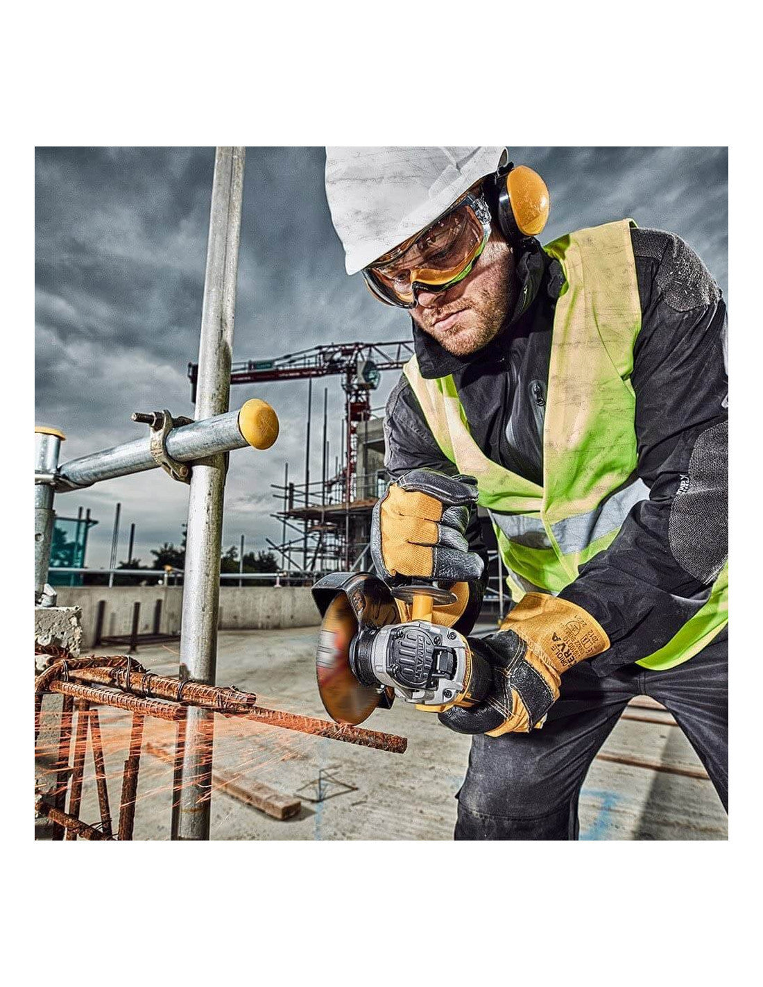 Power Kit Martelo Dewalt + Berbequim + Triturador + Chave de Impacto de Bateria DCK428P3T