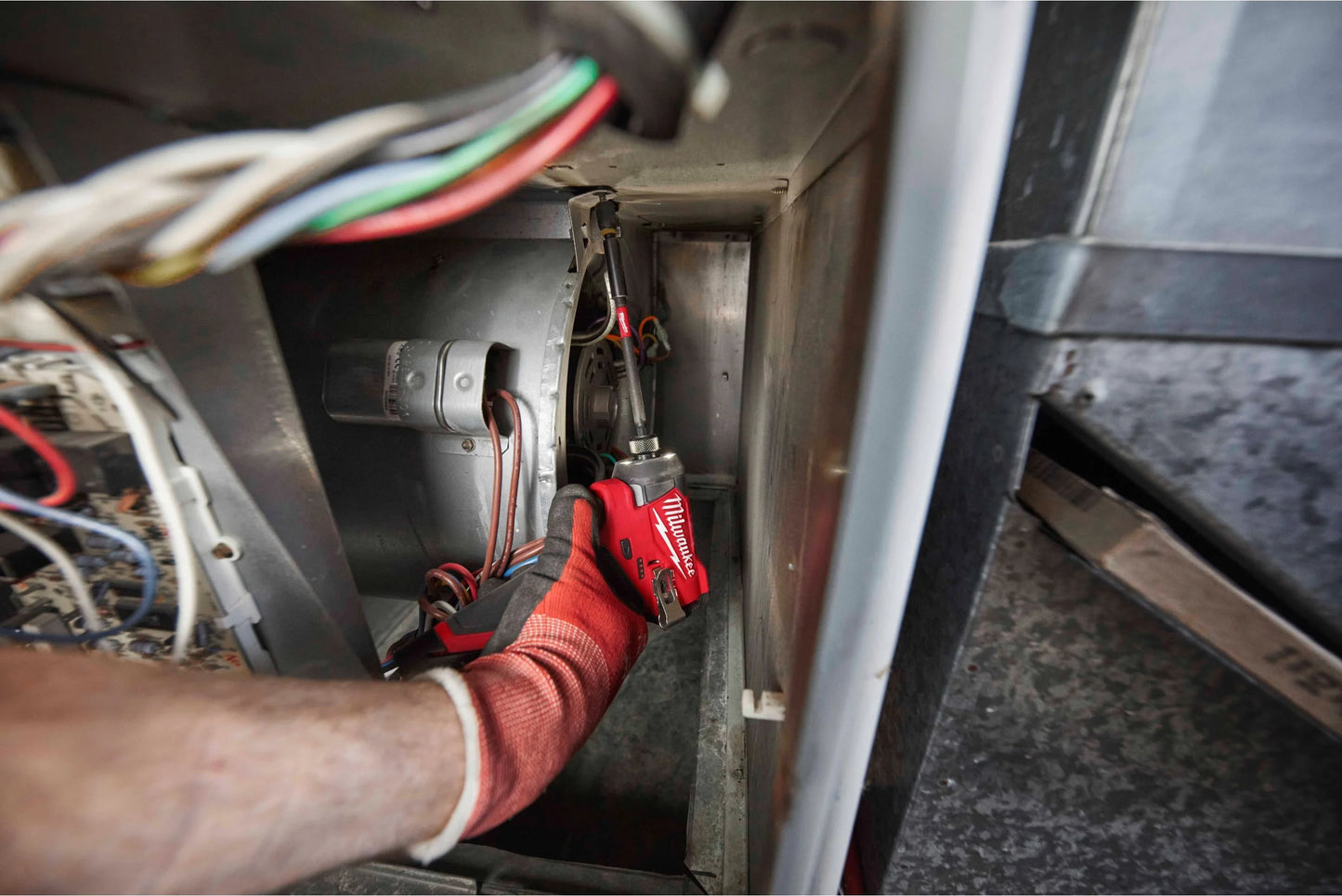 Powerpack berbequim de impacto + aparafusadora de impacto + 2 baterias de 4,0 Ah + carregador + mala Milwaukee M12 FPP2A2-402X