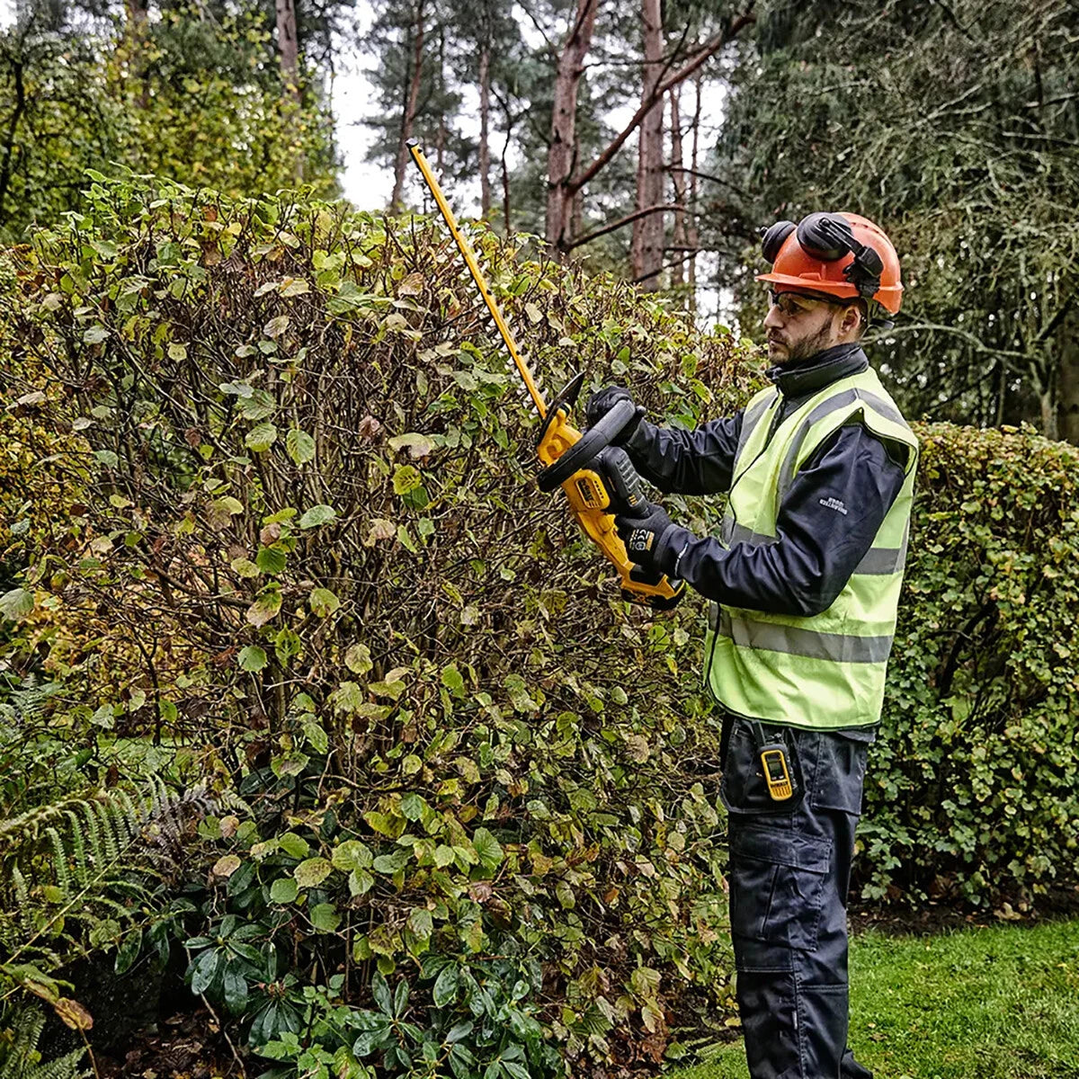 Corta-sebes XR 18V 55cm Dewalt DCMHT564N