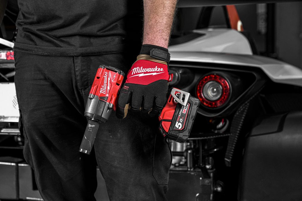 Powerpack llaves de impacto + 3 baterias 5.5Ah + Milwaukee M18 FPP2AS-553X