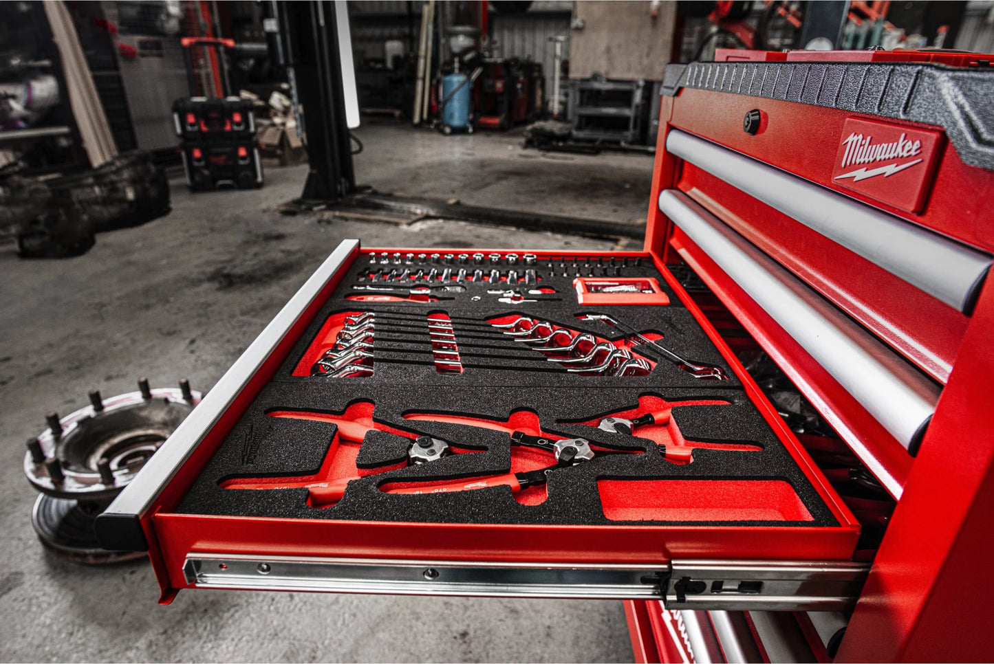 Carrinho de ferramentas com 7 gavetas Toolguard 69 cm Milwaukee