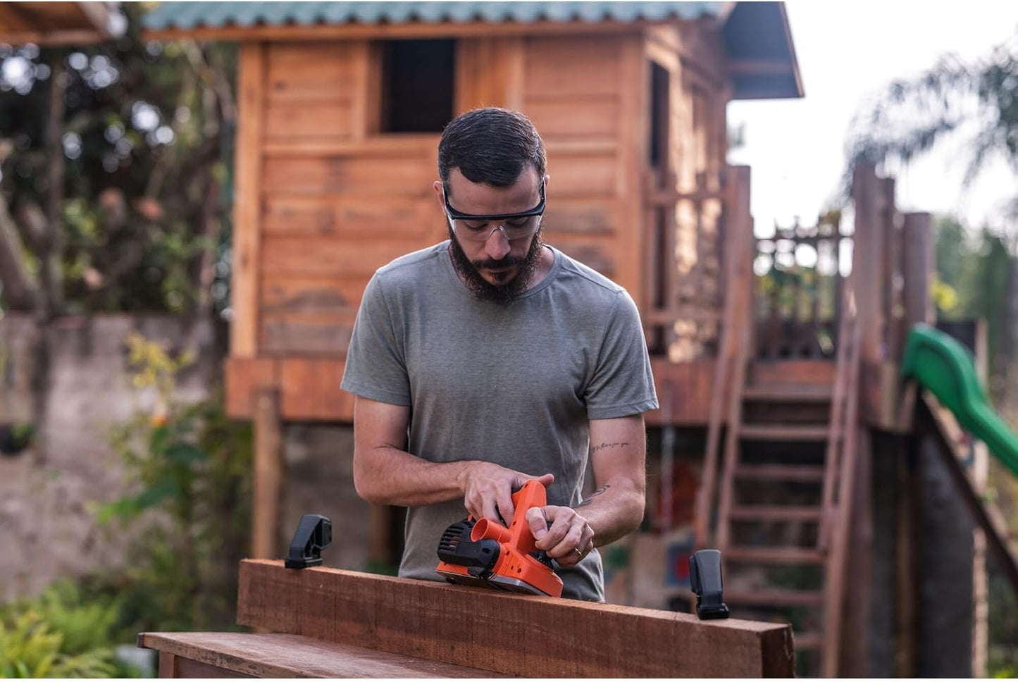 Plainadora elétrica Black+Decker BEW712-QS de 710 W