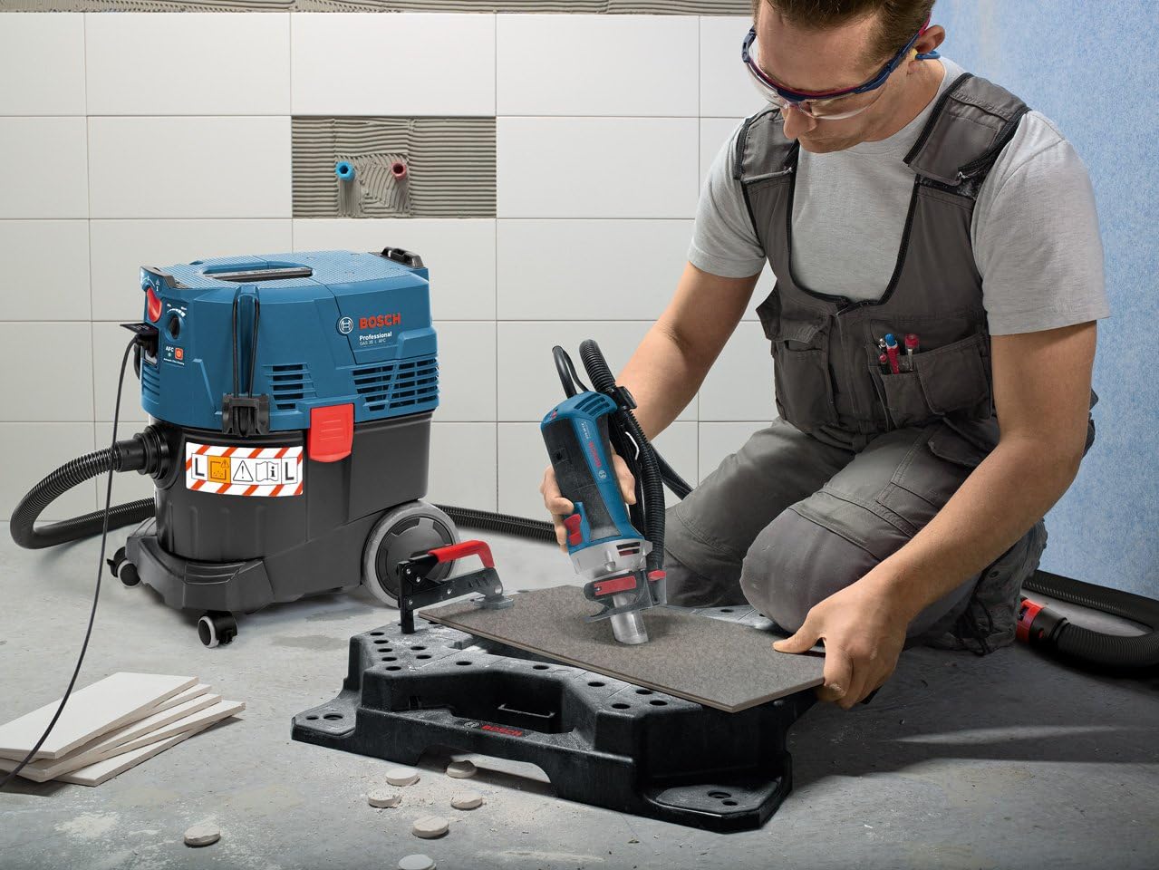 Aspirador com fio para poeira Bosch PRO GAS 35 L AFC
