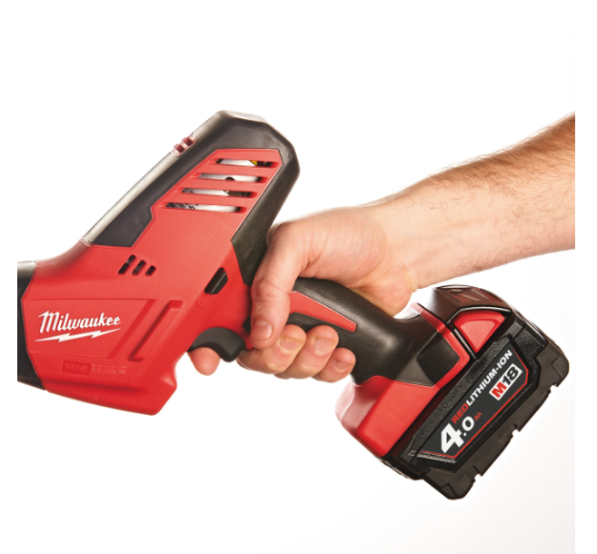Serra recíproca 18V 20mm com lâmina Milwaukee C18 HZ-0