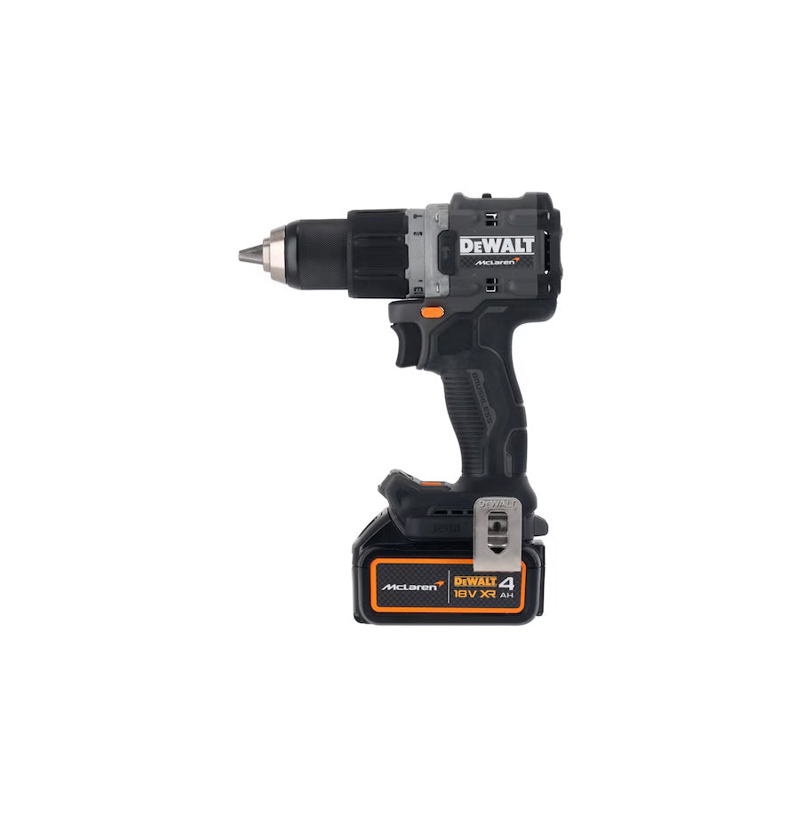 Taladro percutor McLaren 18V 90Nm 13mm con 2 baterías 4Ah + Maletín Dewalt DCD85MM2T