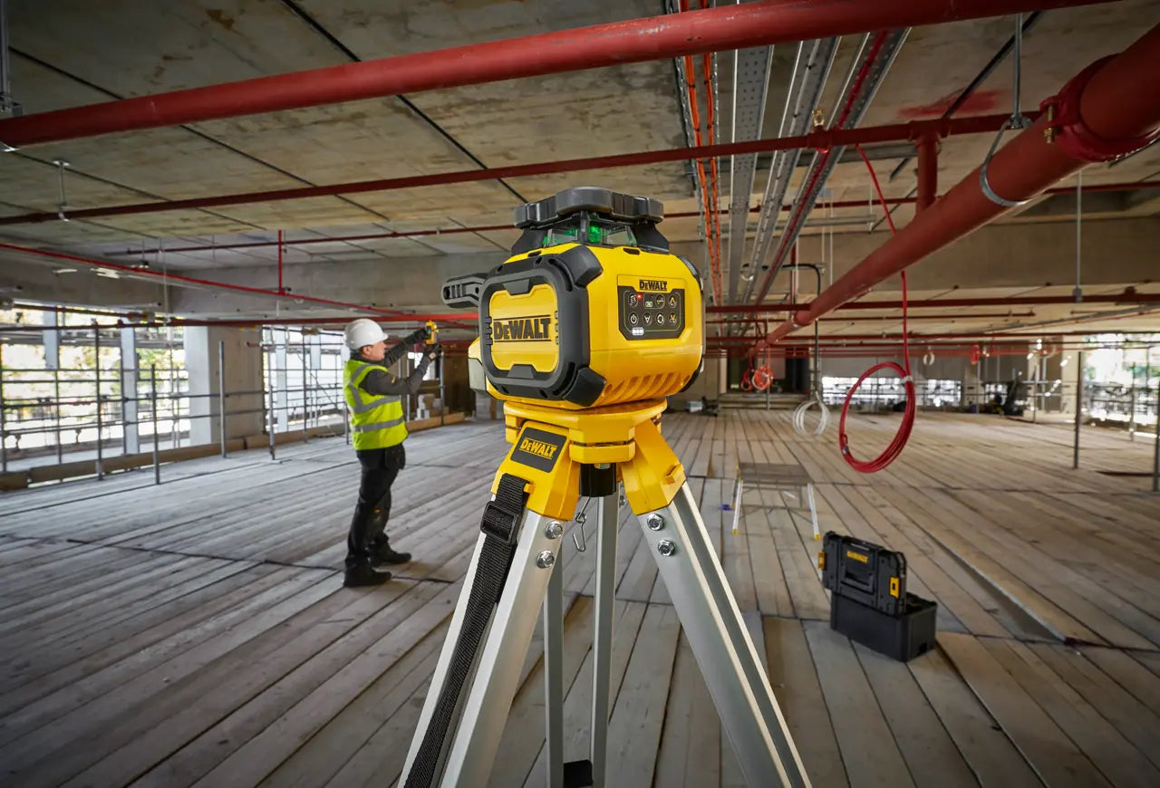 Kit de Nível Laser Rotativo Autonivelante Verde USB-C 600m com Detetor Dewalt DCLE15221G