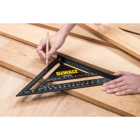 Escuadra métrica 30cm Dewalt DWHT25228-0