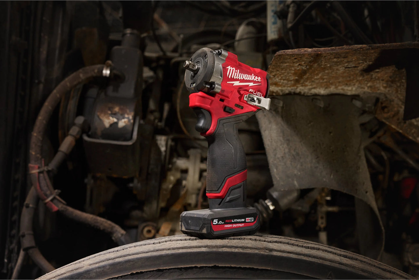 Chave de impacto M12 + 2bat 5.0Ah + carregador + mala de transporte Milwaukee M12 FCIWF12G3-502X