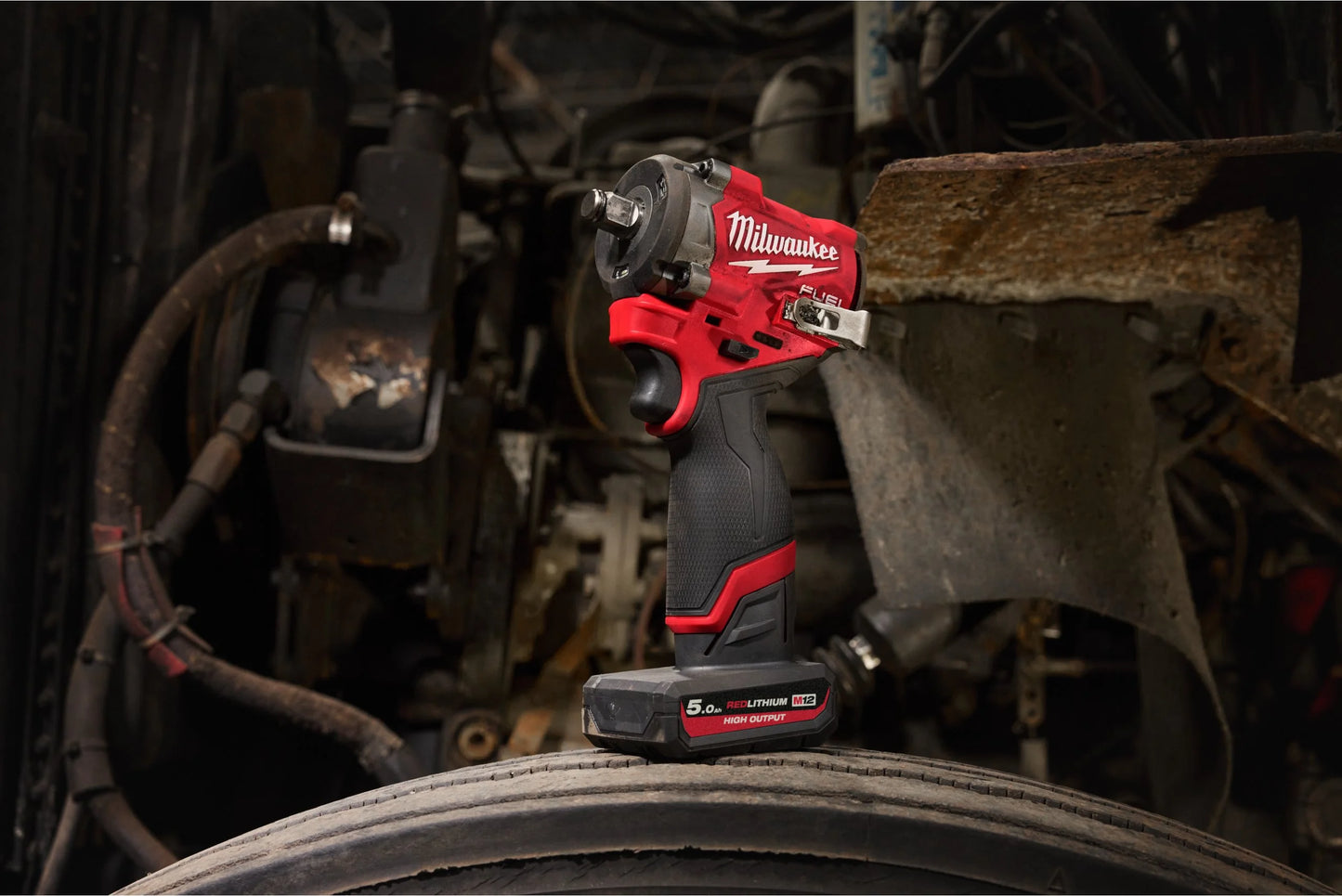 Chave de impacto M12 + 2bat 5.0Ah + carregador + mala de transporte Milwaukee M12 FCIWF12G3-502X