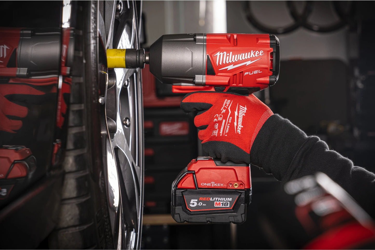Chave de impacto M18 FUEL ONE-KEY 1/2" + 2 baterias de 5Ah + carregador + mala Milwaukee M18 ONEFHIWF12-502X