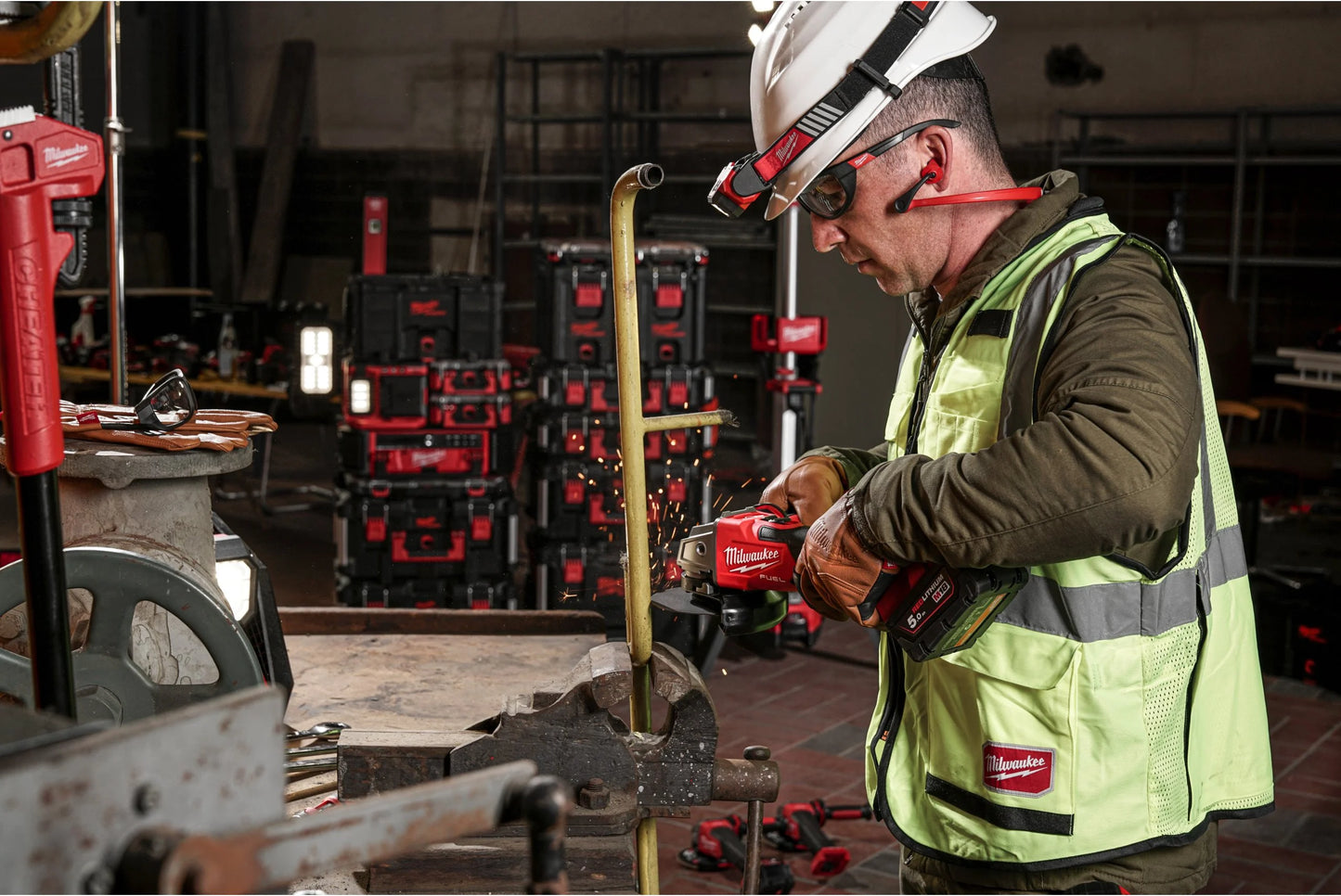 Rebarbadora Fuel ONE-KEY M18 de 125 mm com mala Milwaukee M18 ONEFSAG125XB-0X