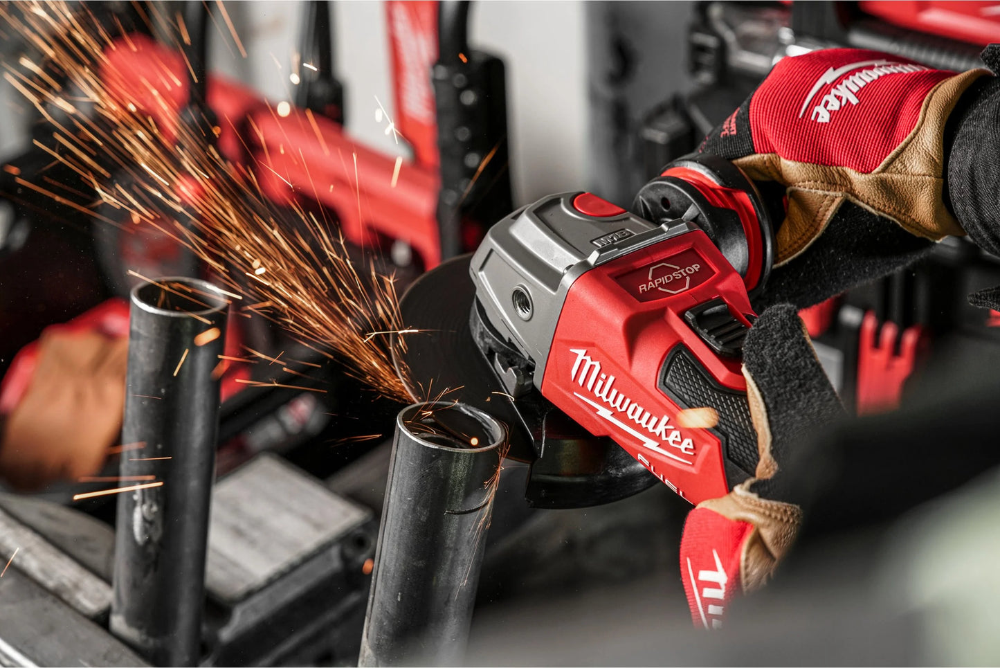 Rebarbadora Fuel ONE-KEY M18 de 125 mm com mala Milwaukee M18 ONEFSAG125XB-0X