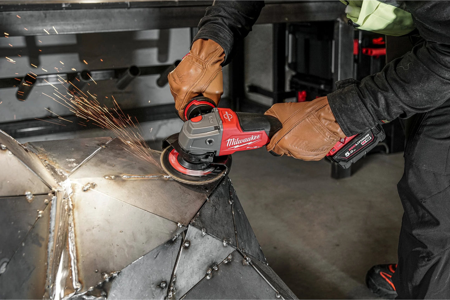 Rebarbadora Fuel ONE-KEY M18 de 125 mm com mala Milwaukee M18 ONEFSAG125XPDB-0X