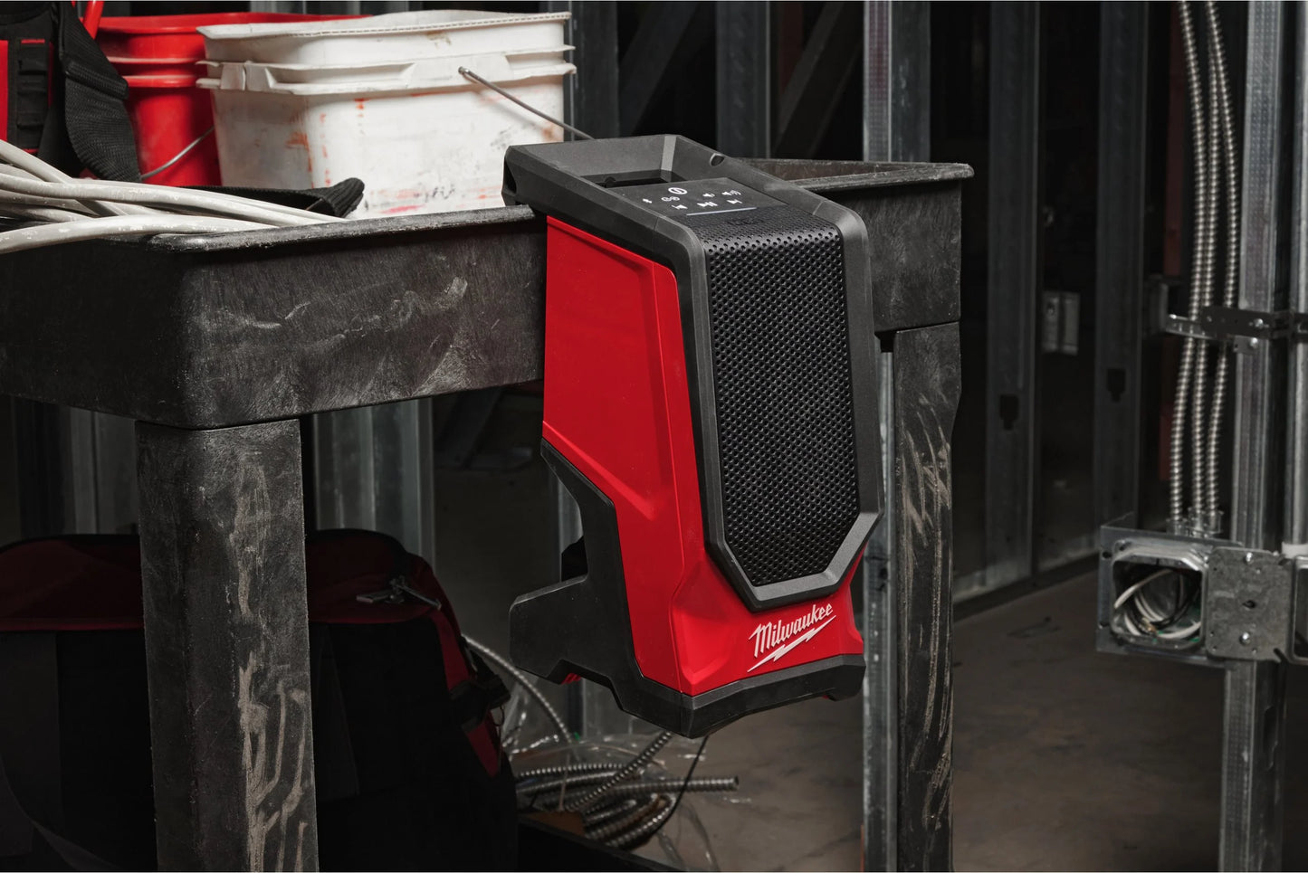 Altavoz M18 com Bluetooth Milwaukee M18 SPEJSG2-0