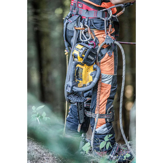 Motosierra de poda XR FLEXVOLT 35cm Dewalt DCMCST635N